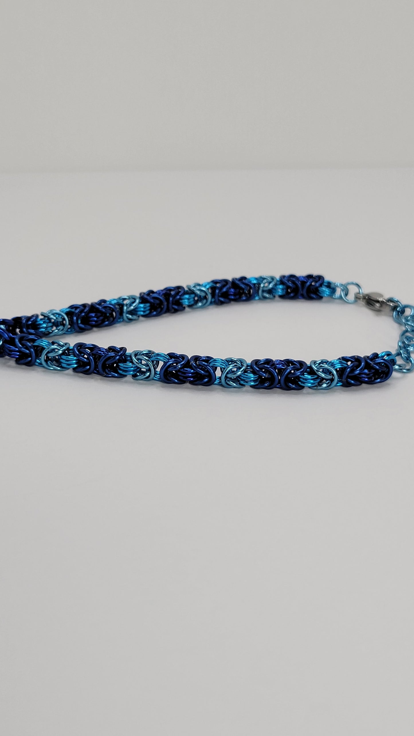 Blue Gradient Day Collar